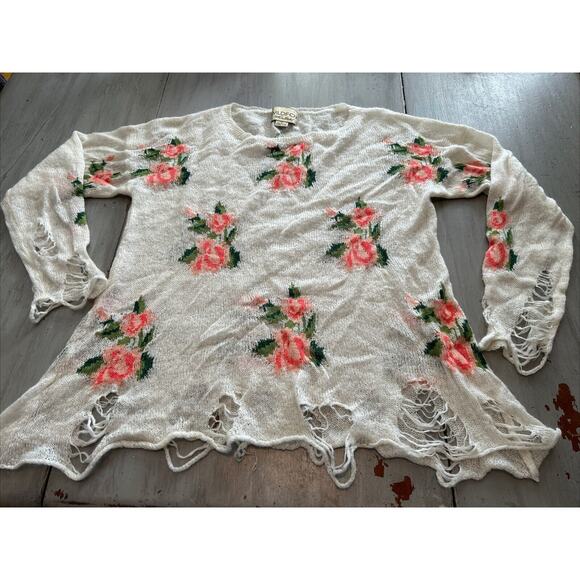 Wildfox White Label Prairie Rose Distressed Oversized Sweater Size S Cream Pink - Picture 1 of 10
